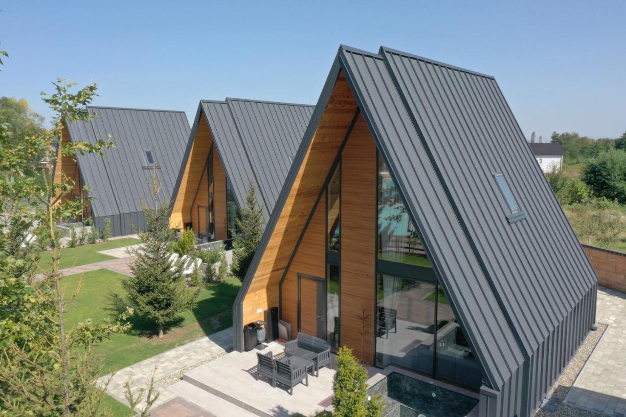 Freskia Resort 乌罗舍瓦茨 外观 照片